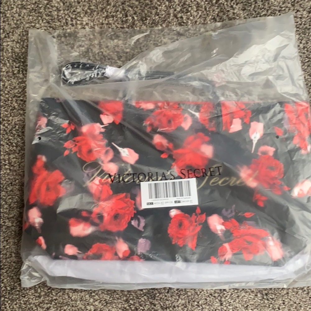 Victoria Secret Tote - Picture 5 of 5